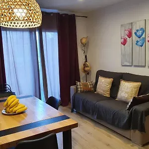  Apartamento Bonito Piso Frente A La Playa Con Parking Privado. España